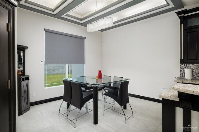 Foto del edificio - 5103 N Mockingbird Ave