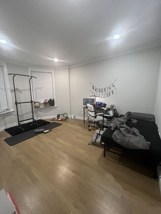 Building Photo - NEWLY RENOVATED 4 BED IN BRIGHTON!!!!