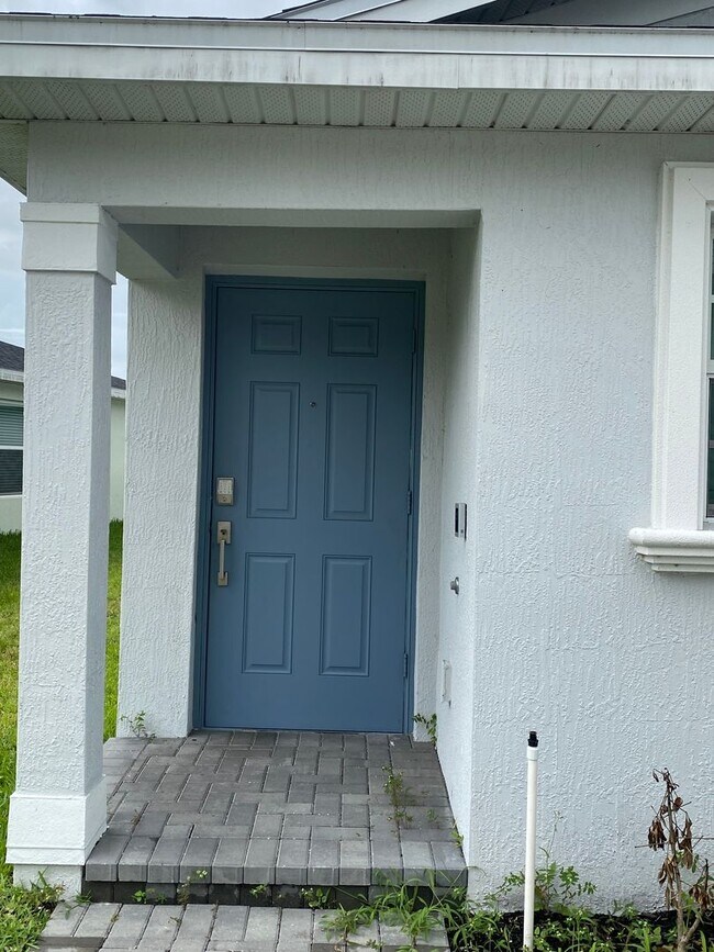Foto del edificio - 3 BED 2 BATH SINGLE STORY 3/2 HOME.