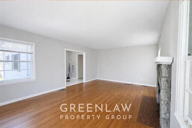 Foto del edificio - 1944 Lyle Ave