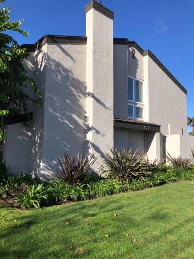 Primary Photo - 177 Cecil Pl