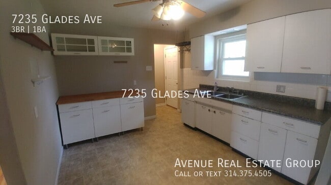 Building Photo - 7235 Glades Ave