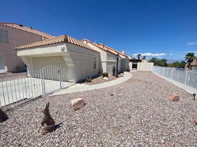 Building Photo - Charming 3 Bedroom, 2 Bathroom, Single-Sto...