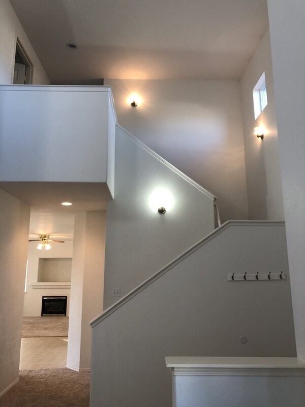 Foto del edificio - 944 NW Oak Pl