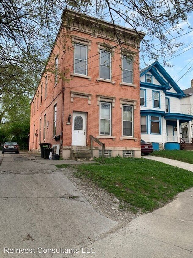 3707 Glenway Ave, Cincinnati, OH 45205 Room for Rent in Cincinnati