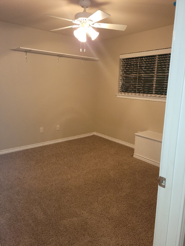 Building Photo - 4002 Carrera Ln