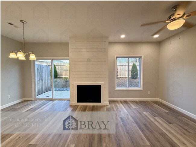 Foto del edificio - Luxury 3-Bed Townhome | 5 Mins to JCMC & ETSU | New Construction!