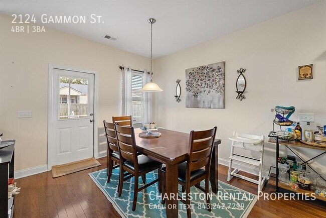 Photo - 2124 Gammon St House