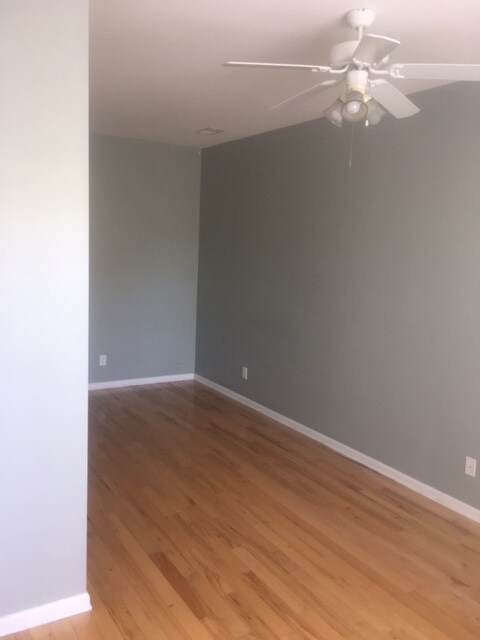 Foto del edificio - 2928 Woodland Park Dr