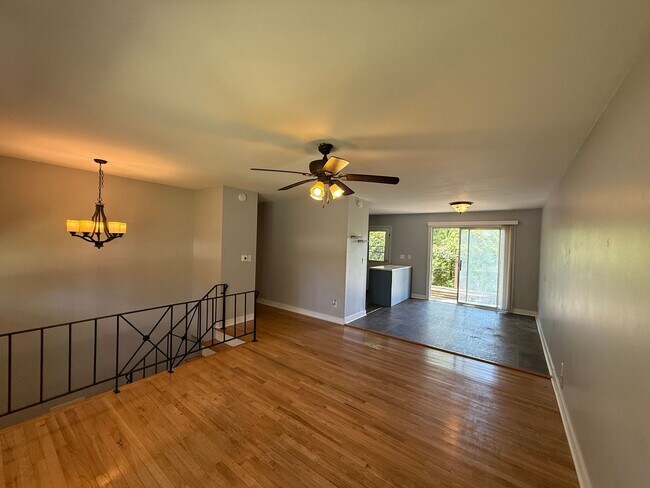 Foto del edificio - Bi-Level House for Rent in Ellettsville, IN