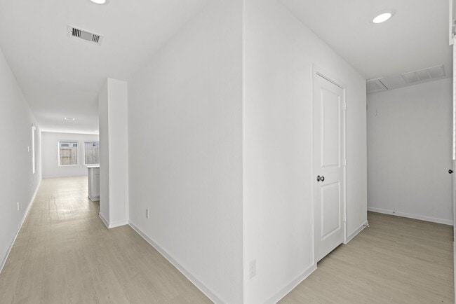 Foto del edificio - Modern Living in a Master-Planned Community