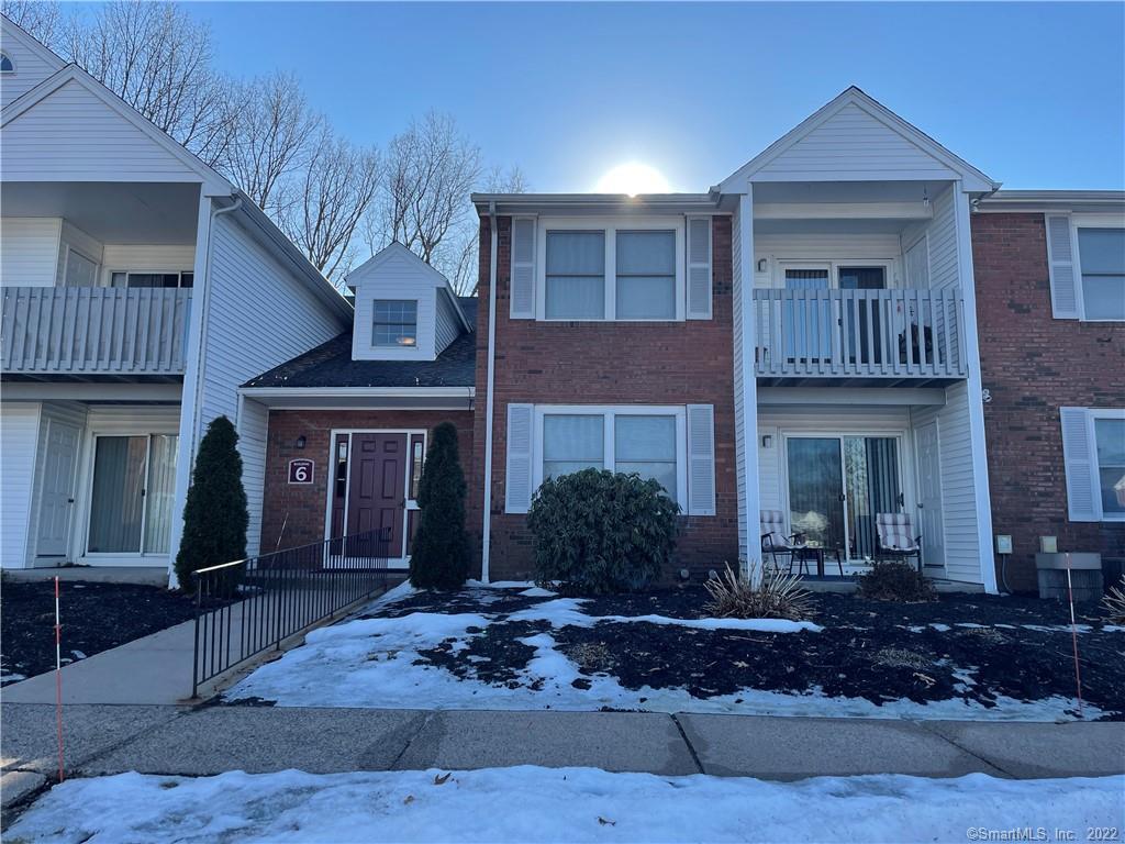 6 Concorde Way Unit A2, Windsor Locks, CT 06096 Condo for Rent in