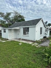 Building Photo - 1857 Smith Dr