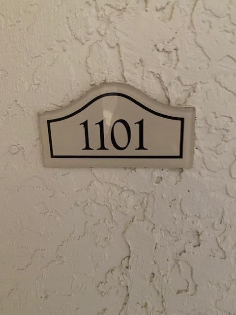 Foto del edificio - 9825 Baywinds Blvd