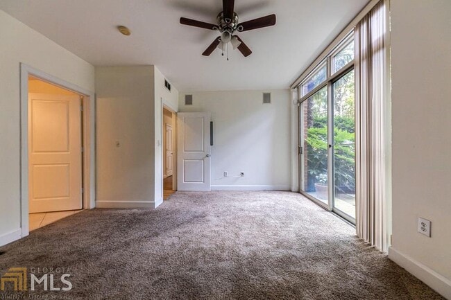 Building Photo - 2626 Peachtree Rd