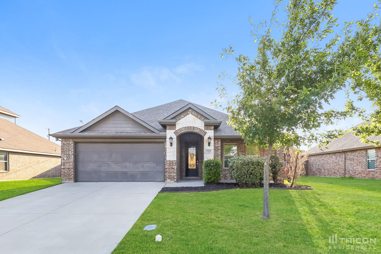 123 Sierra Drive Waxahachie TX House Rental in Waxahachie, TX