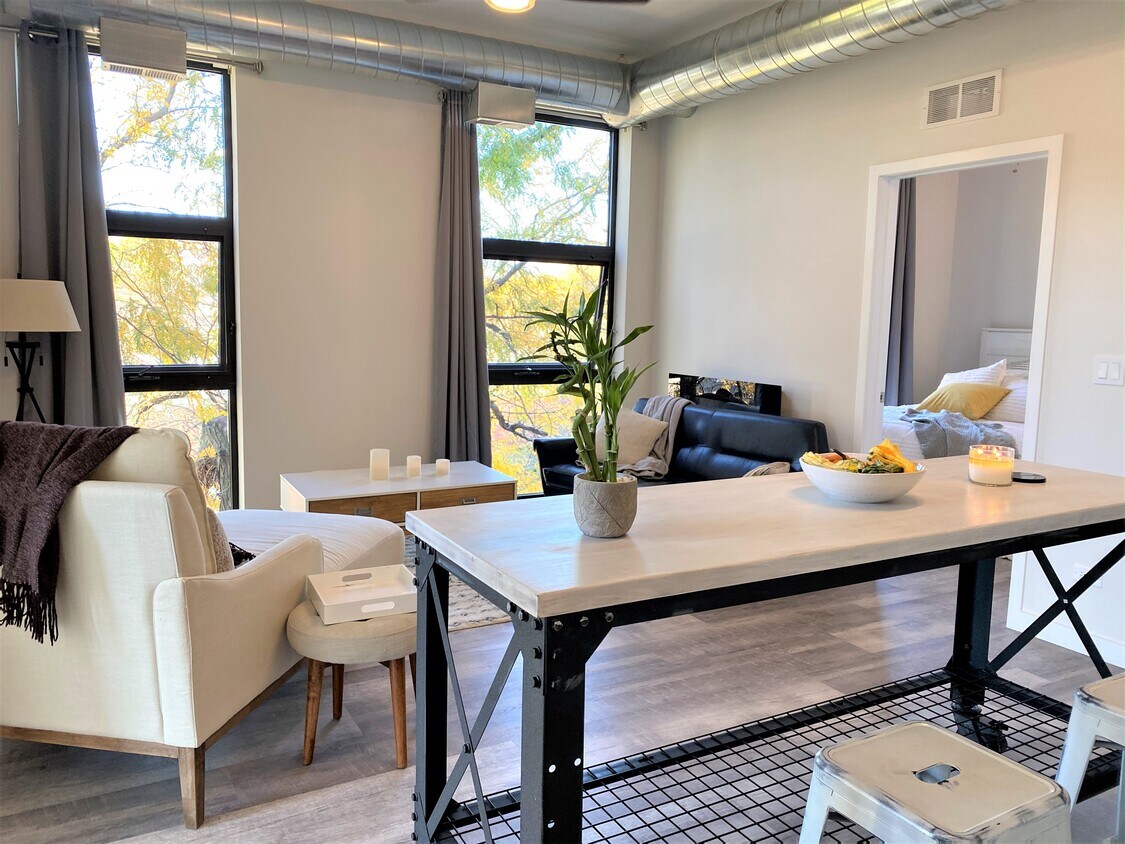 Foto principal - 2150 W Lawrence Ave