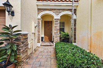 Building Photo - 130 Emerald Creek Terrace