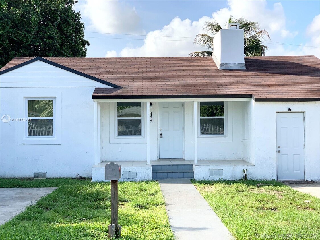 Primary Photo - 444 NW 80th St