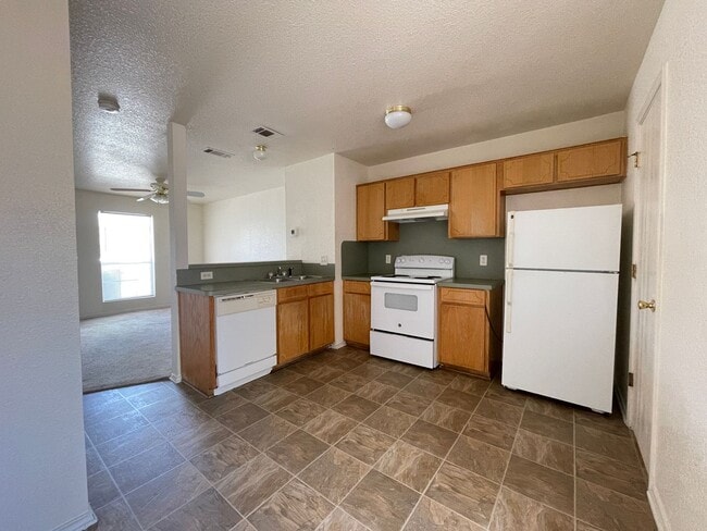Building Photo - 4407 Jeff Scott Dr