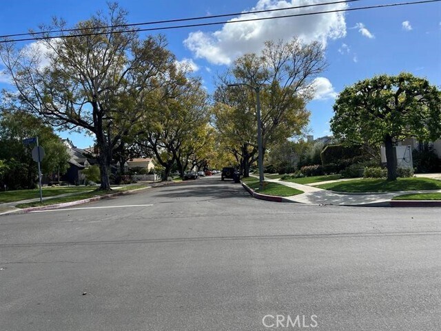 Foto del edificio - 3249 Colby Ave