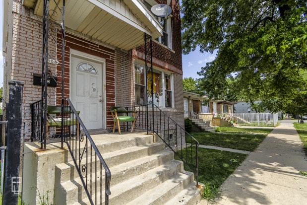 Building Photo - 3508 W Pershing Rd