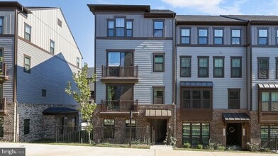 Building Photo - 17367 Harrison Rdg Dr