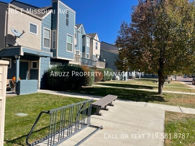 Foto principal - Fountain Village Townhomes