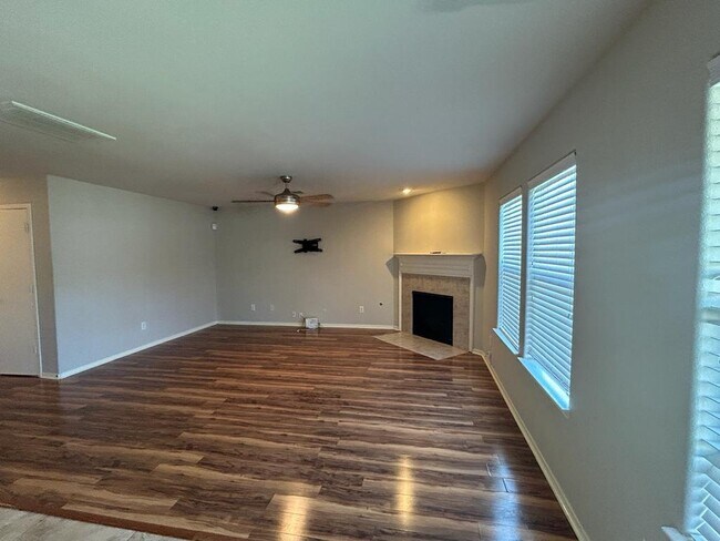 Building Photo - 907 Wild Cotton Rd