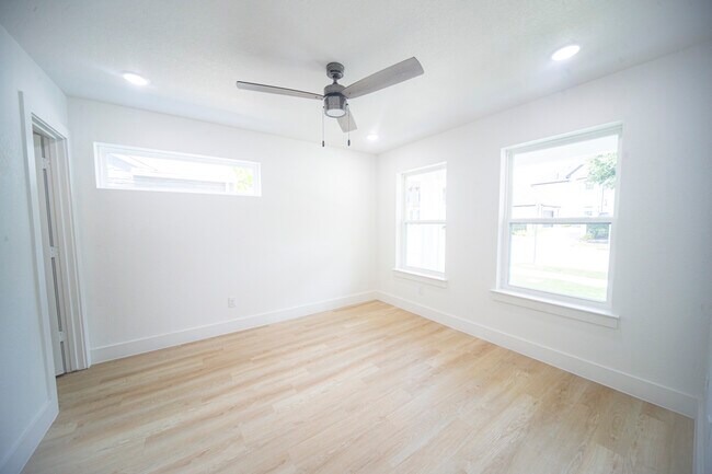 Building Photo - 3136 Forest Park Blvd
