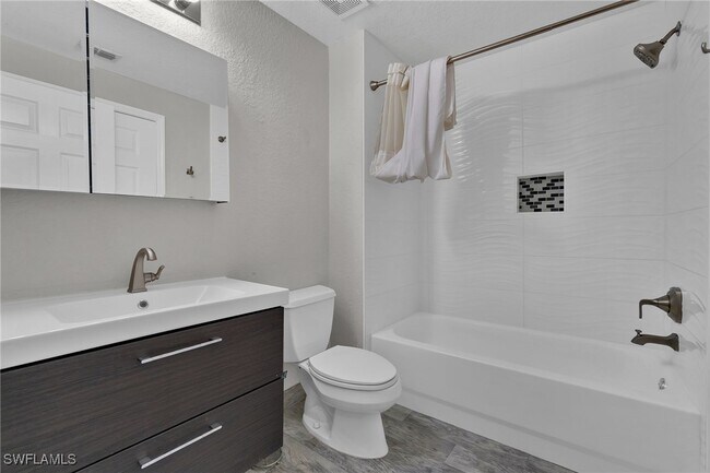 Foto del edificio - 4680 St Croix Ln