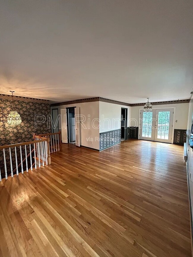 Building Photo - 11633 Olde Coach Dr