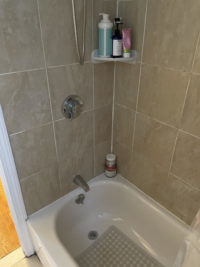 115 Salem St Unit 12, Boston, MA 02113 Apartments in Boston, MA