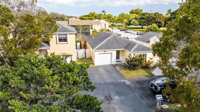 Foto del edificio - 4450 SW 72nd Way