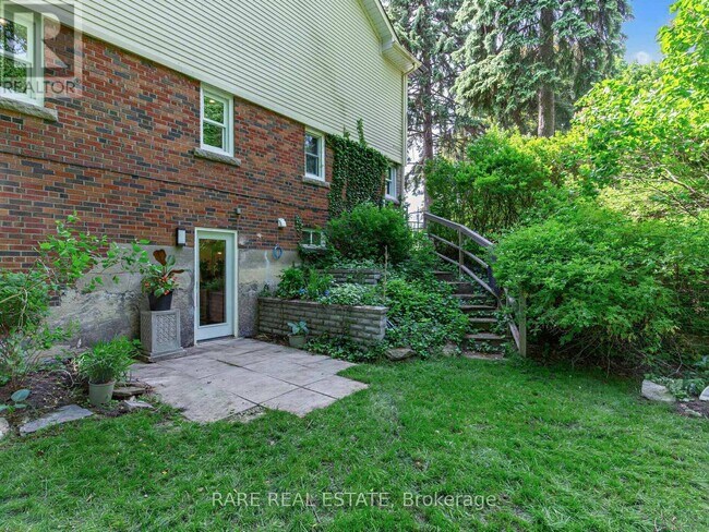 Building Photo - 2 Leander Ct