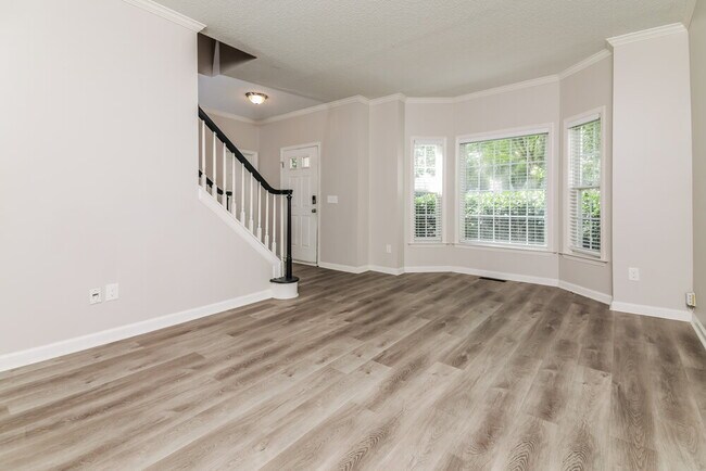 Building Photo - 5828 Waterford Landing Ct