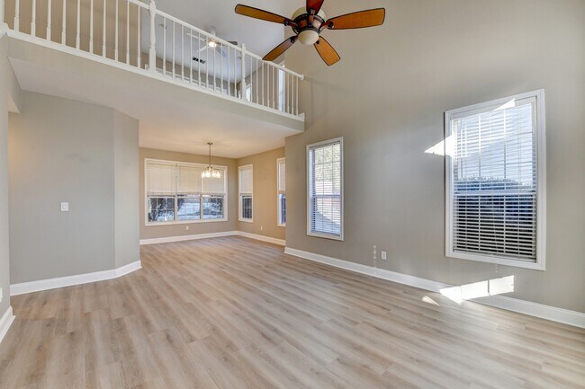 Foto del edificio - 12270 Osprey Dr