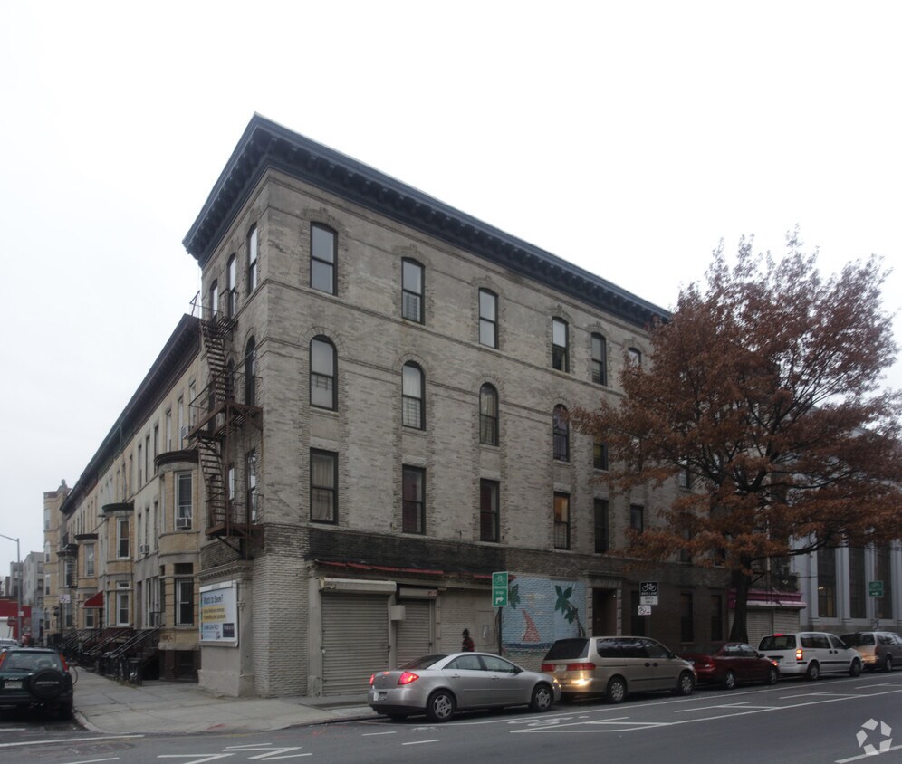 Foto principal - 550 De Kalb Ave