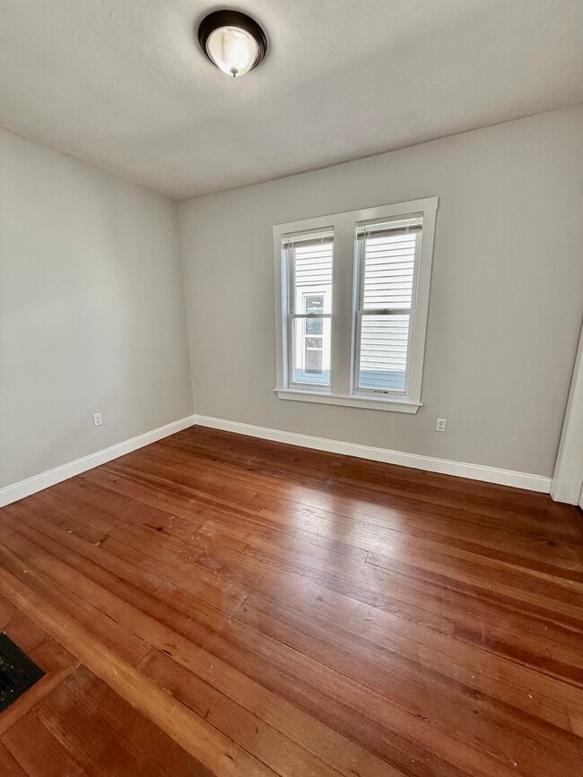 Foto del edificio - 1085 Dorchester Ave