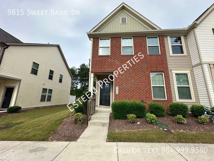 Foto principal - 9815 Sweet Basil Dr