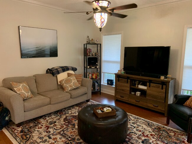 Foto del edificio - 1461 Tattnall Pl