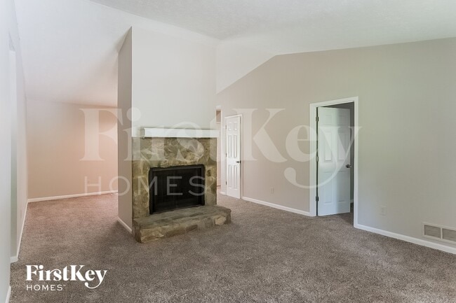 Foto del edificio - 4138 Chapel Hill Rd