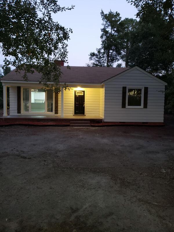 Foto principal - 305 Kenleigh Dr S