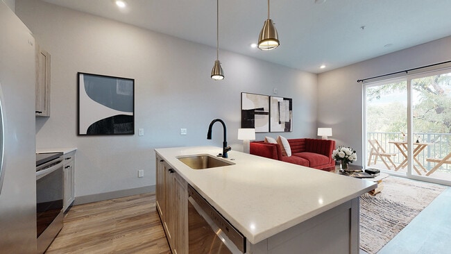 ba_2885eliot_unit301_STAGED_774sf_kitchen2_1200x675 - Dio