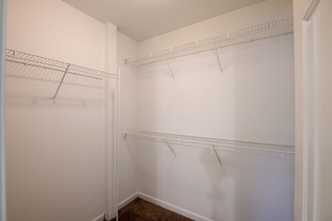 Building Photo - 212 Jasmine Pl Dr