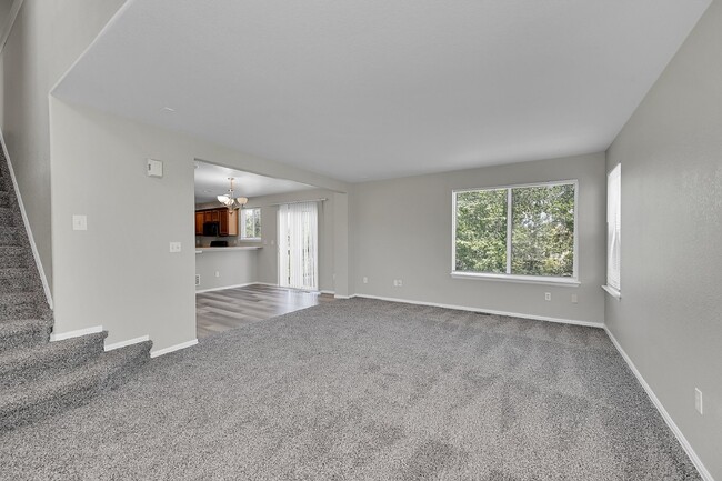 Building Photo - $2,295.95 - 4 bedroom, 2.5 baths, Charming home in Fountain with Big Fenced in Yard!