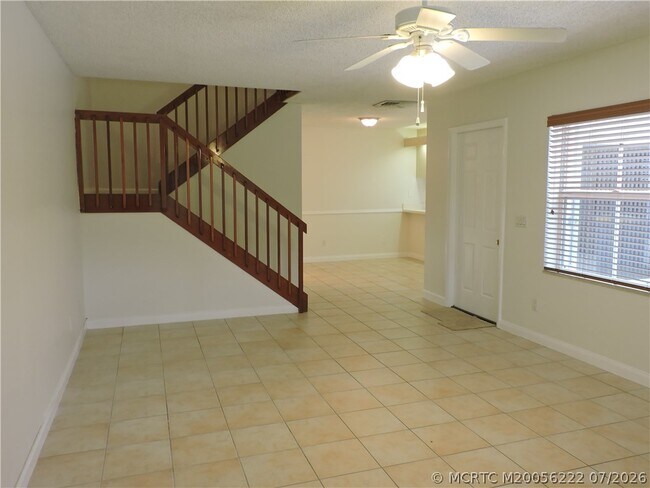 Foto del edificio - 2865 SW Lakemont Pl