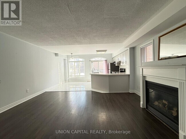 Building Photo - 5450 Tree Crest Ct