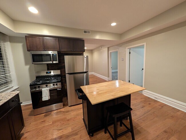 Foto del edificio - 121 Grandview Ave