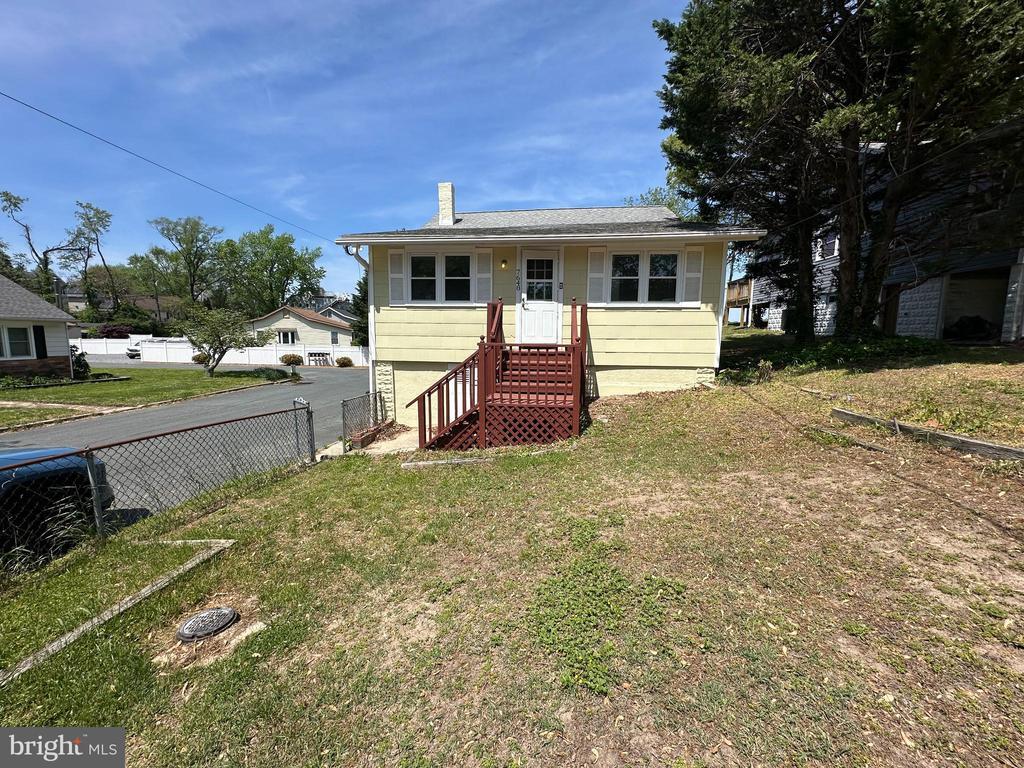 Foto principal - 7648 Beach Dr